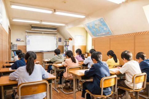 小学生クラス 時間割と授業料